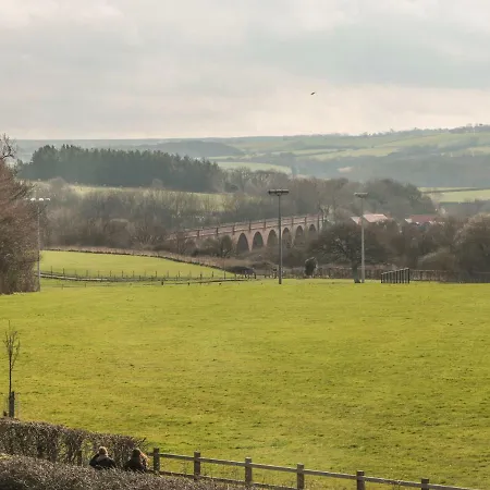 Fairleigh Semesterbostad